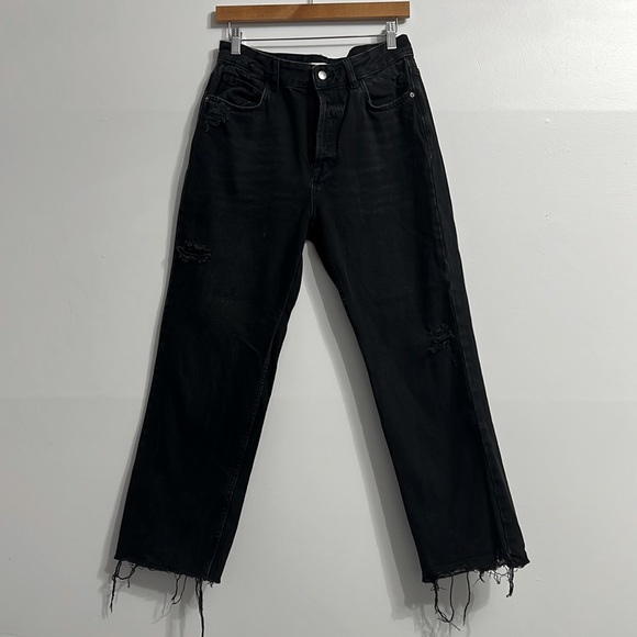 ZARA stone washed black/Grey mid rise straight distressed jeans Sz 8 barely worn - Picture 1 of 8